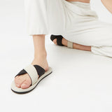 Women's ESSNTLS Cross XII - Black/Sea Salt