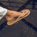 女式人字拖 - 土色淺色